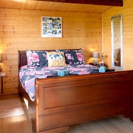 Country Bumpkin - Romantic Couples Stay In Oakhill Cabin Ngoại thất bức ảnh