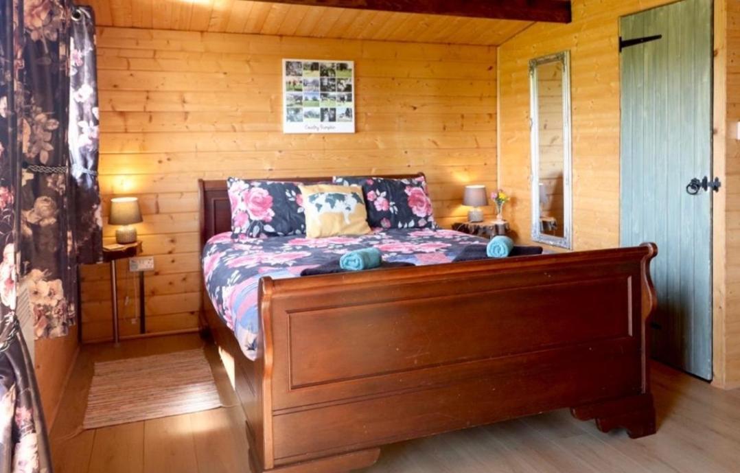 Country Bumpkin - Romantic Couples Stay In Oakhill Cabin Ngoại thất bức ảnh