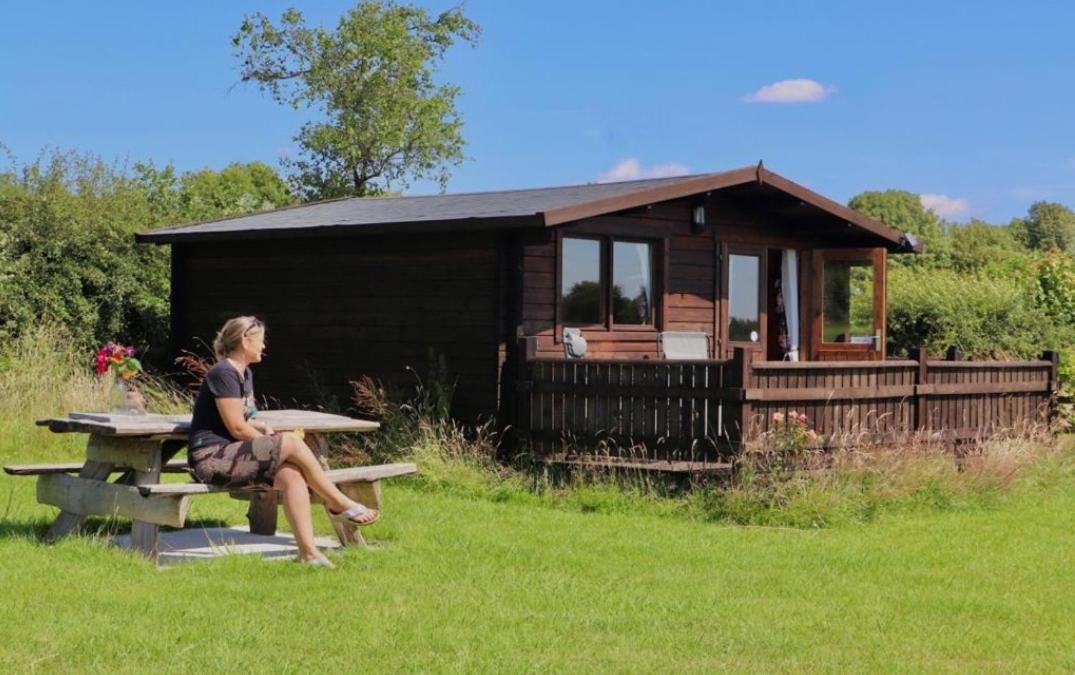Country Bumpkin - Romantic Couples Stay In Oakhill Cabin Ngoại thất bức ảnh